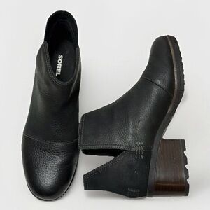Sorel Black leather suede Cate  Cut Out ankle booties shoes